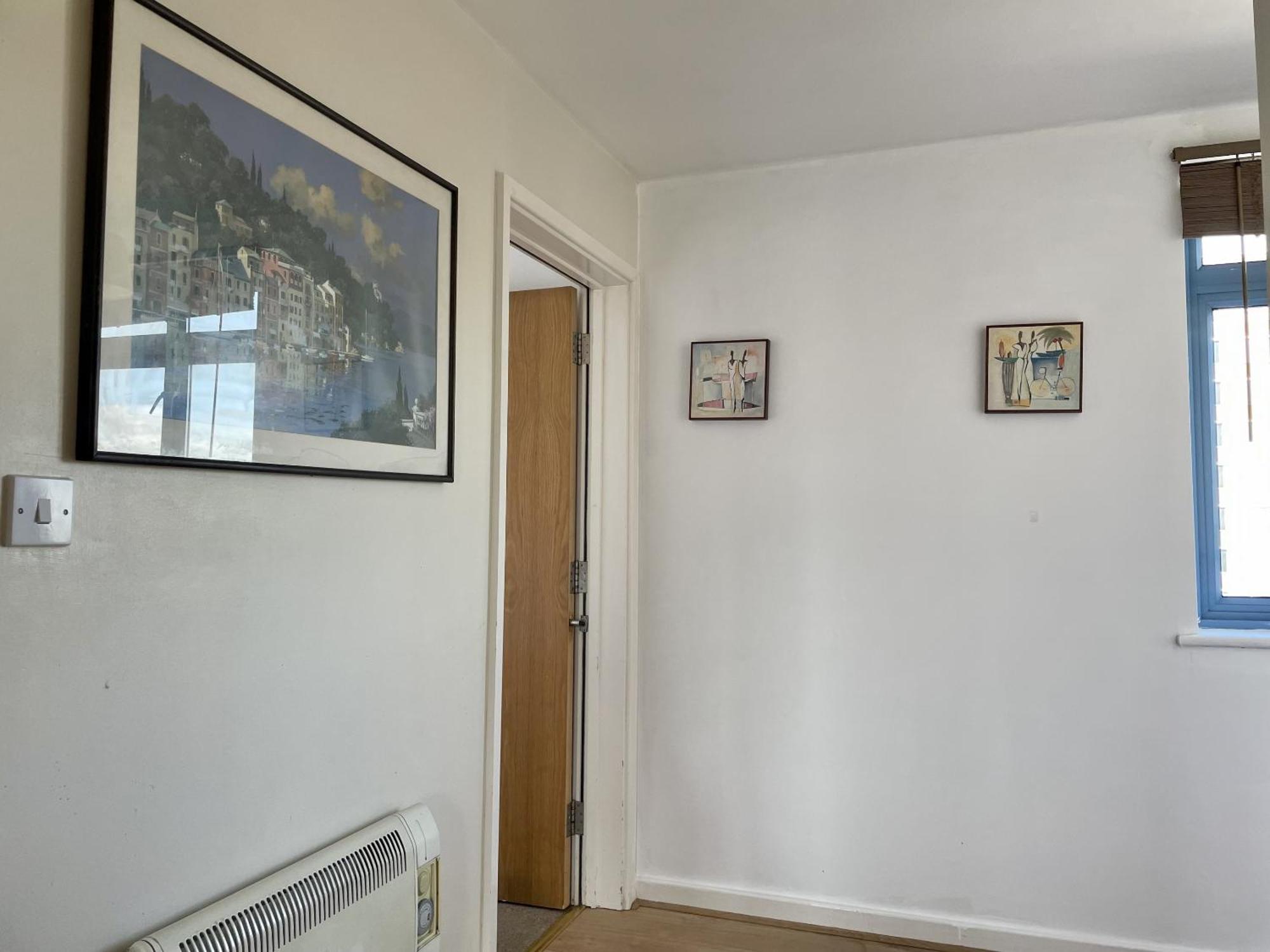 Hk Life Serviced Apartment , City Centre Swindon Kültér fotó